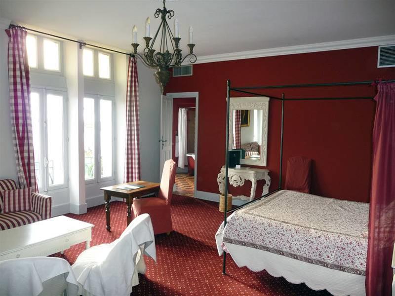 Du Chateau Des Fines Roches 4* Chateauneuf-du-Pape